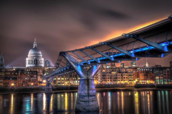 The Bridge to St Paul's Cathedral, London | N.Jackson