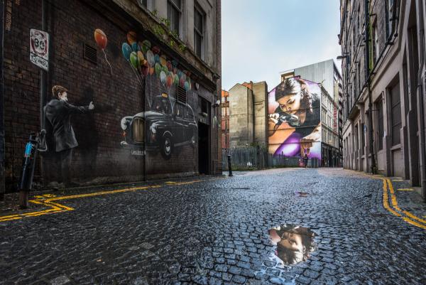 Glasgow graffiti girl | N.Jackson