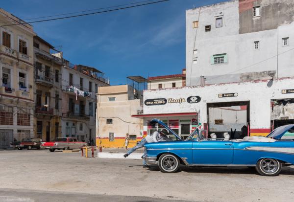 A mechanic fixes an old Cadillac in Havana | N.Jackson