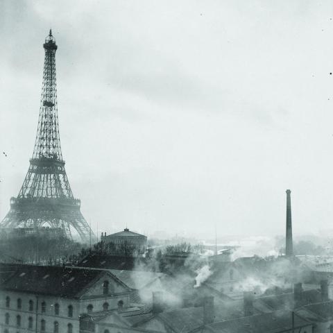 Photos d'Architecture et de Monuments | La Tour Eiffel et vue des toits